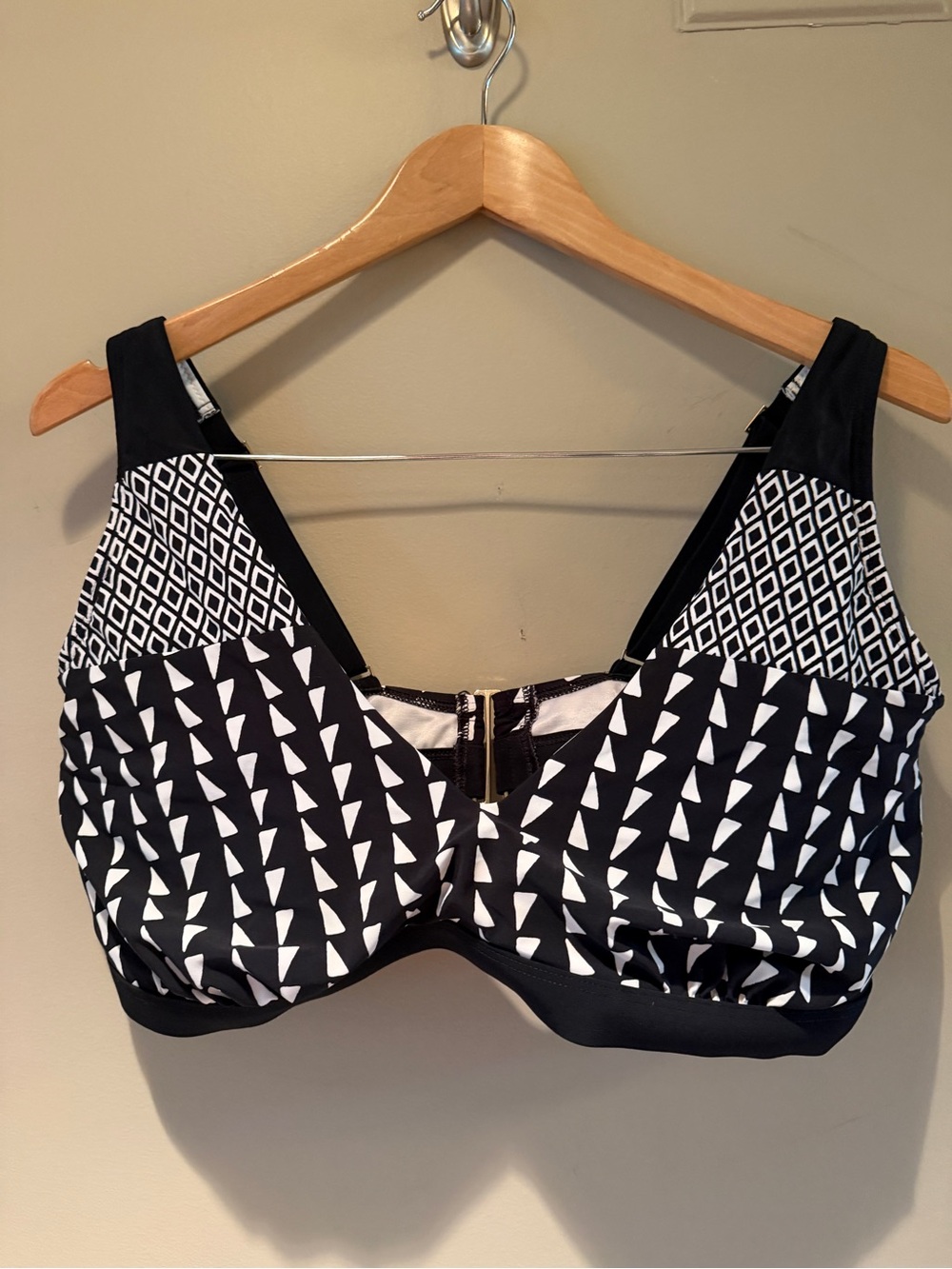 Lands End Black & White Swim Bikini Top 16W